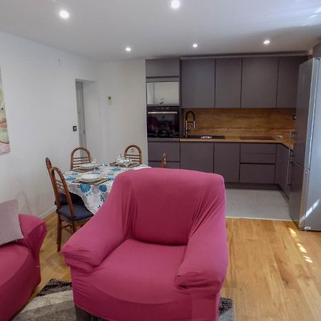 Oriella Apartmans And Room Novigrad  ภายนอก รูปภาพ