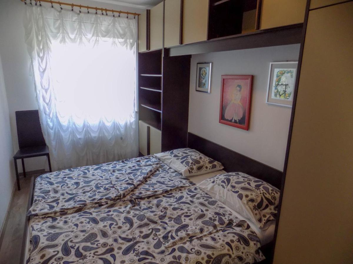 Oriella Apartmans And Room Novigrad  ภายนอก รูปภาพ